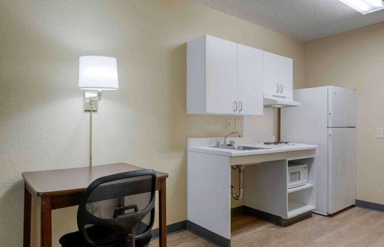 Extended Stay America Suites - Cincinnati - Blue Ash - Kenwood Road Exteriör bild
